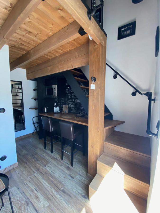La Maison Du Pere Pilon Avec Petit Dejeuner Овер-сюр-Оаз Екстериор снимка